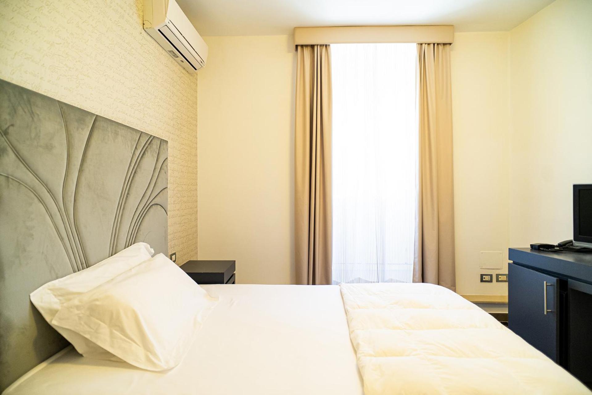 วิลลา เดล เลาโร Hotel รากูซา ภายนอก รูปภาพ